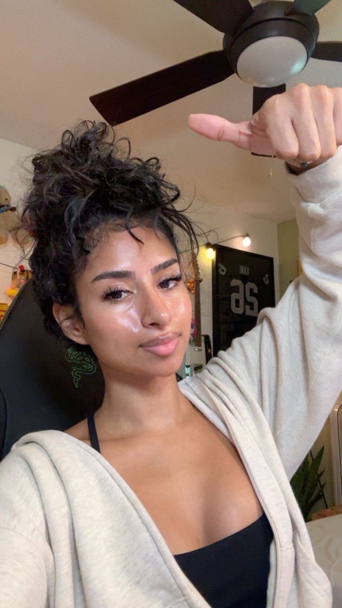 KaniRosi's tweet photo. live on da twitch of da app

wtf is goin on
yaps n whatnot https://t.co/OOtO6fuYxw