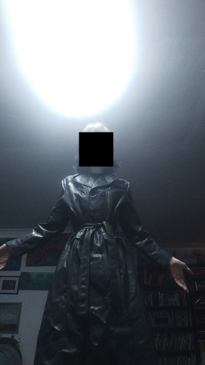 Lux886872890052's tweet photo. Tried to show off my coat, ended up looking like some sort of victim in an analog horror https://t.co/epy2NV5TEl