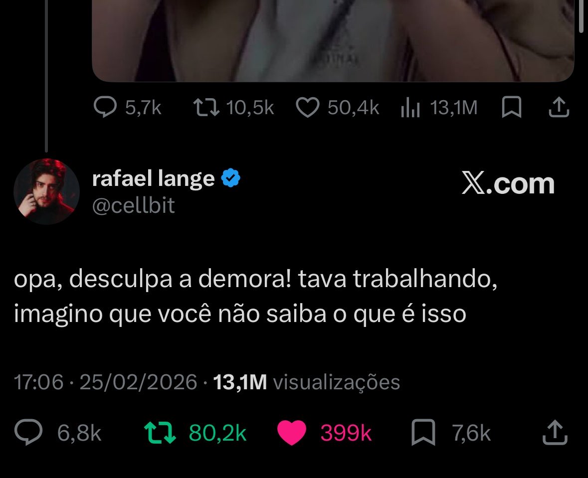 galaxioners's tweet photo. fico encantada com a diferença de likes https://t.co/K57EsTzaSu