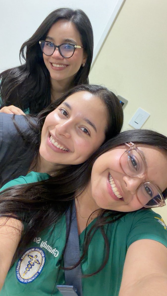 ghandy_sosa's tweet photo. Ver a mis niñas este finde me reinicio la vida💗 @genesis089 https://t.co/piZTT6pufn