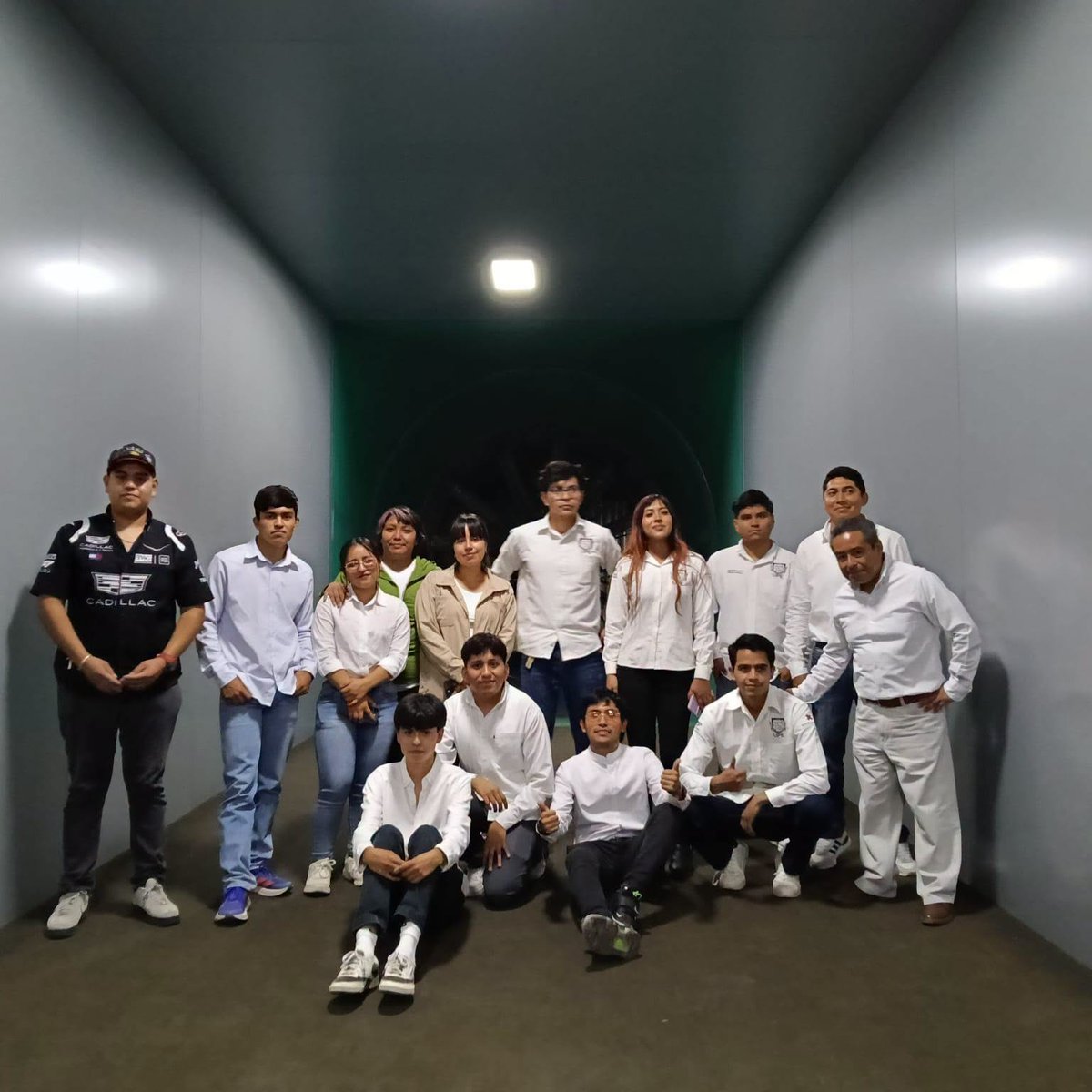up_energia's tweet photo. Estudiantes de la Ingeniería en Energía y Desarrollo Sostenible realizaron una visita académica a los laboratorios del Instituto de Ingeniería de la @UNAM_MX 

Una experiencia para fortalecer conocimientos, conocer espacios de investigación y ampliar su visión profesional. 🎓🌱 https://t.co/G0grc5R7Jr