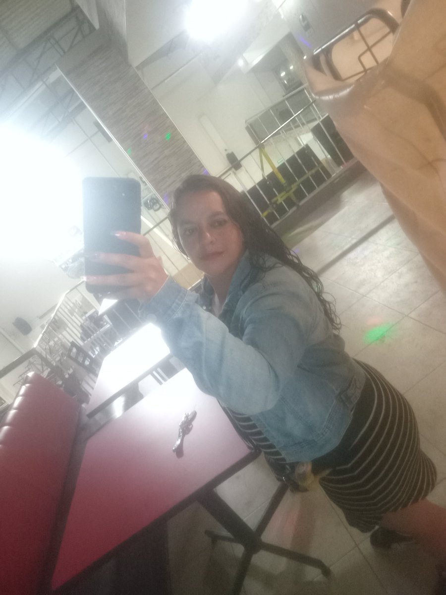 Sofalmt2's tweet photo. Algo tranki https://t.co/CkRvcqfmE6