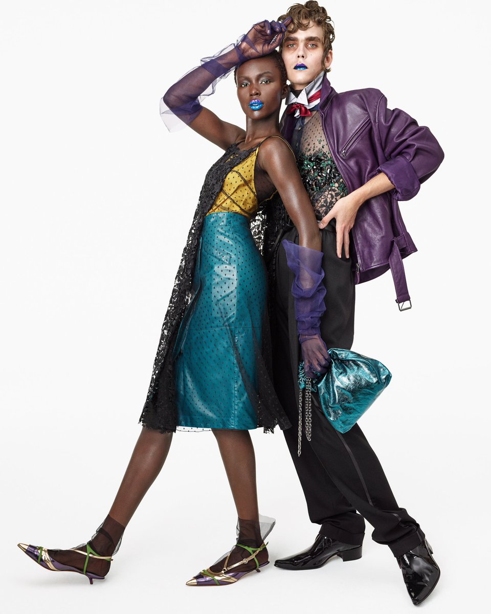 lislopeess1's tweet photo. Zara Vol.1, Authored by John Galliano. Photographed by Steven Meisel. ✨
Two legendary fashion names, one unexpected collaboration and a campaign that already feels like an editorial moment.
#LisLove #JohnGalliano #Zara #StevenMeisel #Fashion https://t.co/oGhxNfBFCC