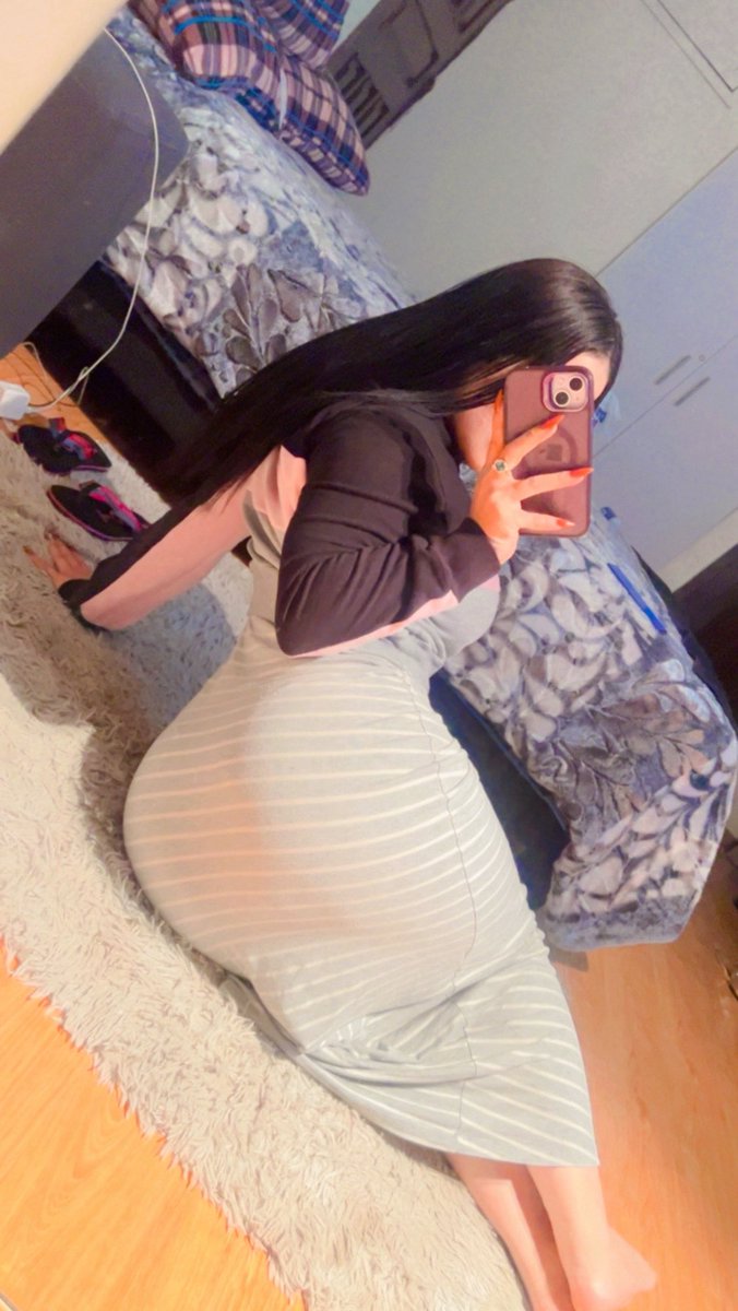 afrodisiacadan's tweet photo. Un amigo me dijo que este vestido me queda lindo así q me tome estas fotitos para compartir con mis seguidores ❤️✨ https://t.co/zXYylgVYOx