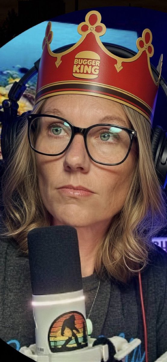 ImFiredUp2's tweet photo. The Burger King Republicans have a leader!! 

😂😂😂🫡 https://t.co/CGOPFNBorE