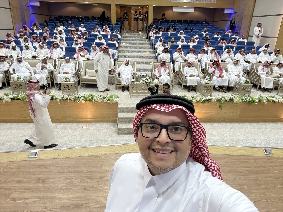 malradi's tweet photo. تشرفت مساء الأربعاء بتقديم ورقة عمل عن «الإسناد الحكومي ومنظومة الاستدامة في القطاع غير الربحي» بـ #المدينة_المنورة، بدعوة من جمعية فزعة واستضافة نادي تكافل الاجتماعي،سعدت بالعودة إلى المدينة التي بدأت منها رحلتي في القطاع، وتتلمذت على أيدي قياداتها. شكرًا للداعين وجميع الحضور. https://t.co/FR3VWMioyg