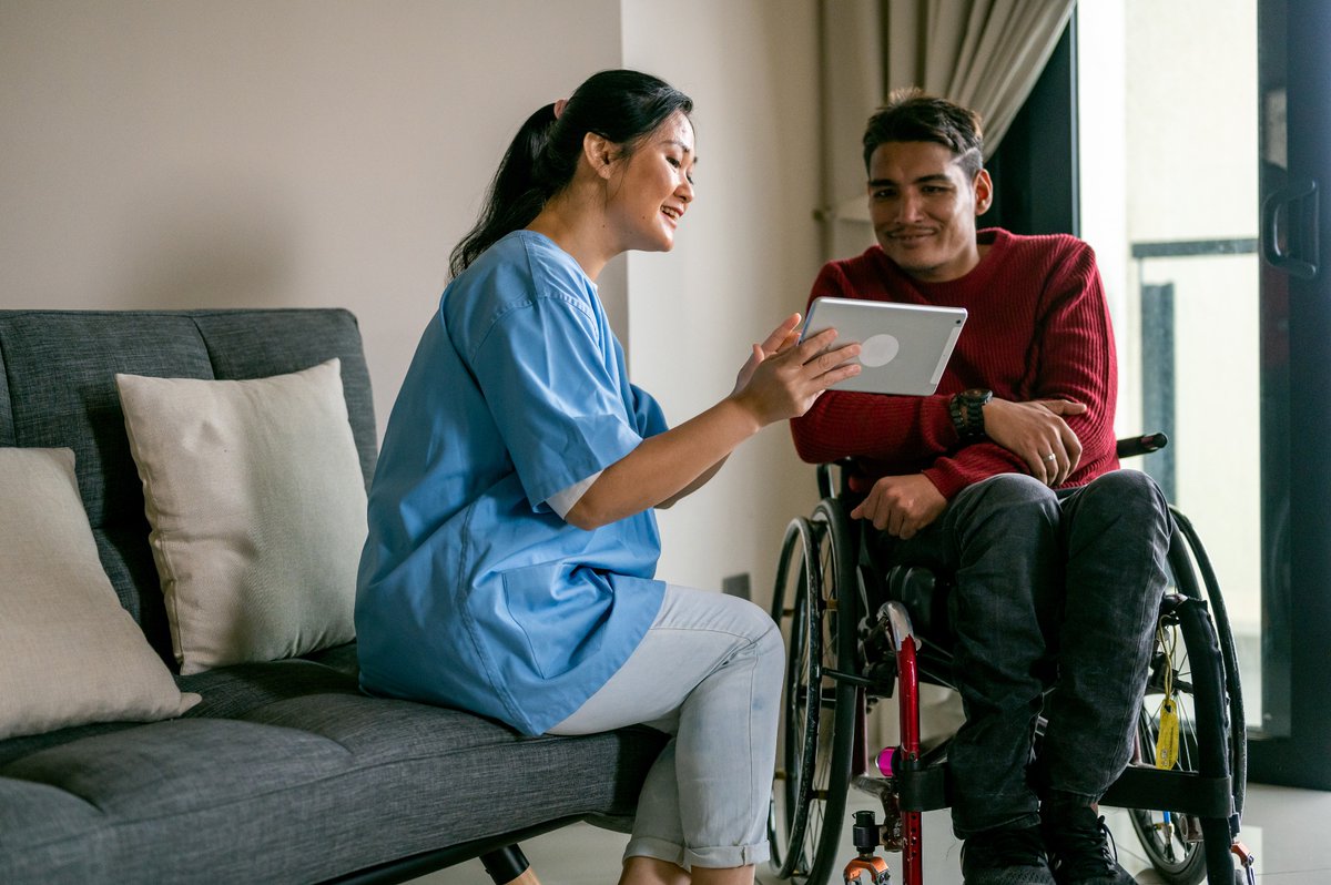 KesslerFdn's tweet photo. As #SCIAwarenessMonth comes to a close, explore free programs for people with SCI, caregivers, and loved ones, including caregiver training, peer mentoring, and virtual support. Find more SCI resources: https://t.co/AOt9lih8Il

#SCICommunity https://t.co/N7PRjLjZSd