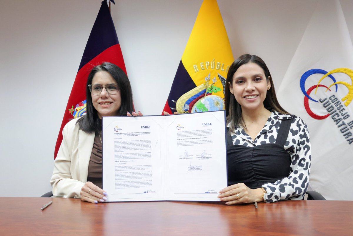 CJudicaturaEc's tweet photo. ✍🏼 El Consejo de la Judicatura suscribió un convenio de cooperación interinstitucional con la Universidad Iberoamericana del Ecuador (@unibe_ec), para fortalecer la investigación y la vinculación académica.   

Este acuerdo fue firmado por la presidenta Mercedes Caicedo Aldaz (@mechascaicedo), y la rectora Luisa Taborda. Los vocales @_AlfredoCuadros y @DamianLarcoG, estuvieron presentes como testigos de honor.