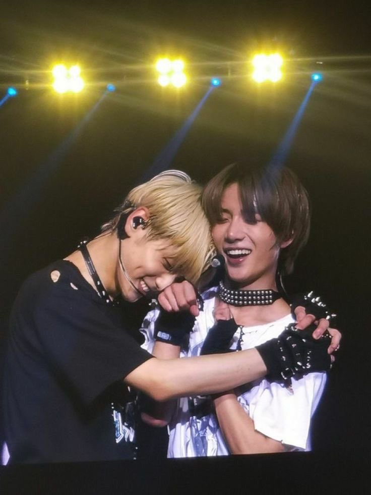 i3gyu's tweet photo. soogyu 😭😭😭😭 come home https://t.co/yxVIACT6ys
