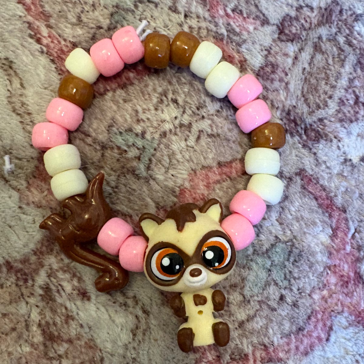 kleokiller's tweet photo. #kandi #lps https://t.co/jWAtlJrWeU