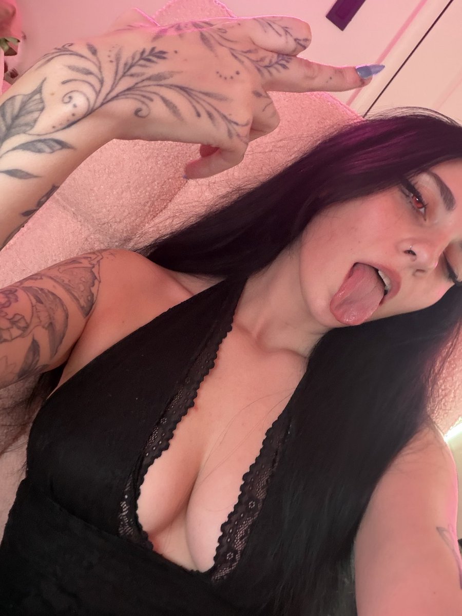 sendtobeany's tweet photo. it’s our month spooky dommes  hehehe ⠀
⠀⠀ ⠀⠀ ⠀⠀ ⠀⠀ ⠀⠀ ⠀⠀ ⠀⠀:¨ ·.· ¨:
⠀⠀ ⠀⠀ ⠀⠀ ⠀⠀ ⠀⠀ ⠀⠀ ⠀⠀ `· . ꔫ https://t.co/Q9sRbDl8L2