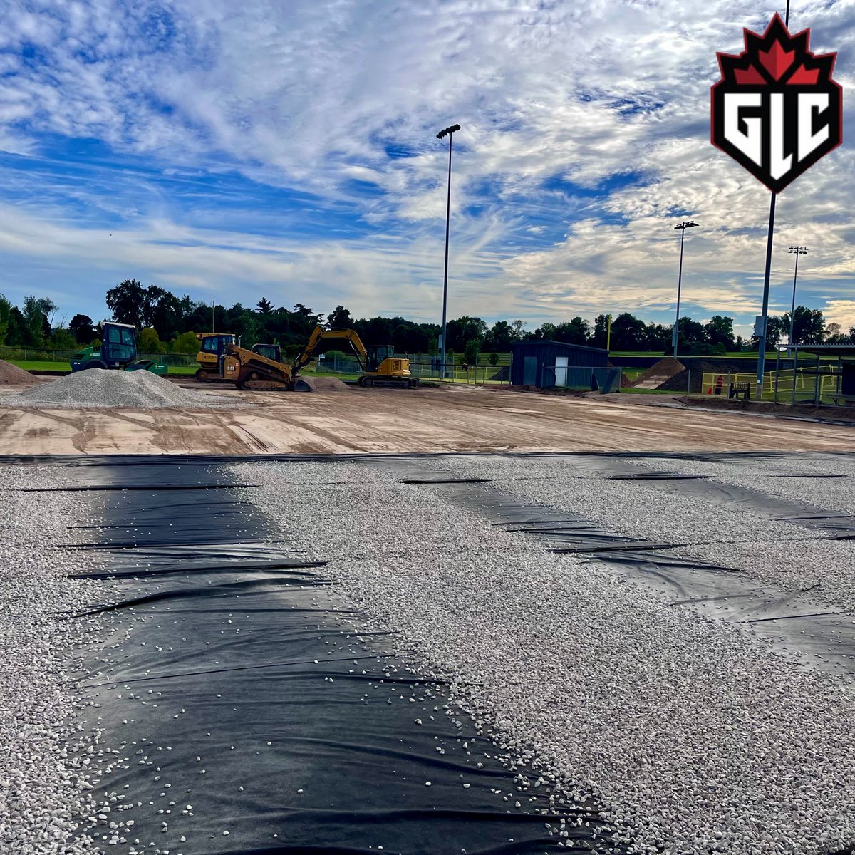GLCanadians's tweet photo. Keeping it in the family 🍁, 
The Field of Dreams, becomes …

Sanderson Realty Field.

Opening Spring 2027 with a new turf infield. Cam &amp; Carter are original members of the GLC program and Cam now coaches with us. Thank you to Rob, Lisa and the family for the support! https://t.co/OKI8v4nyt6