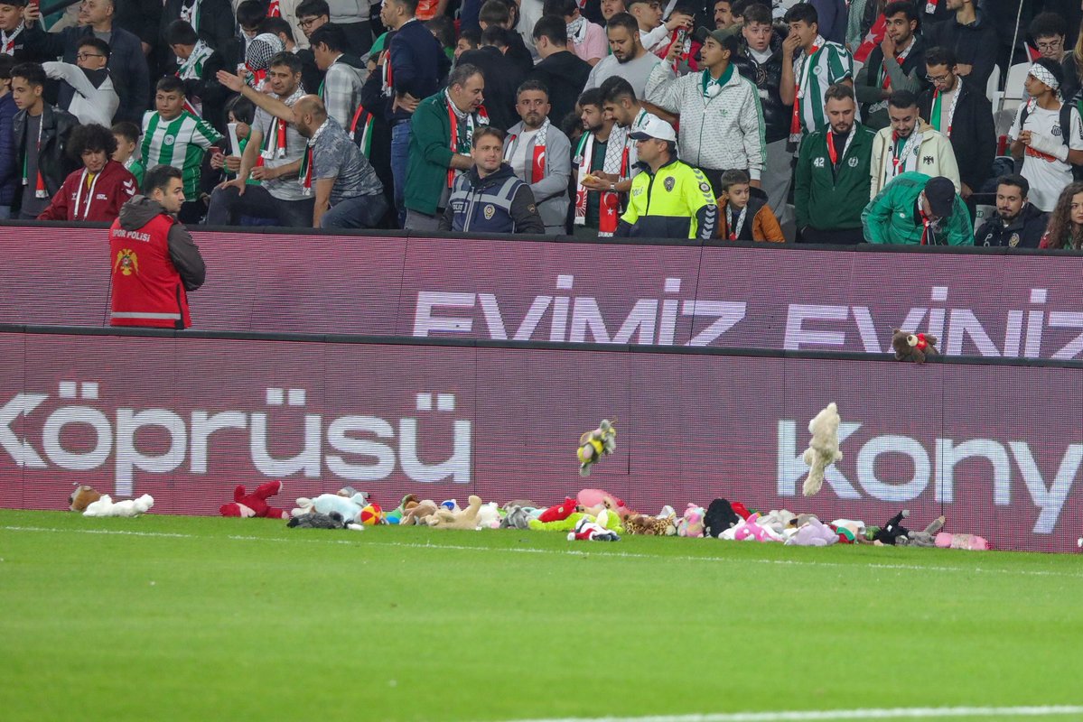 konyaspor's tweet photo. Özgür Filistin 🇹🇷🇵🇸 https://t.co/6s7JzzzkFt