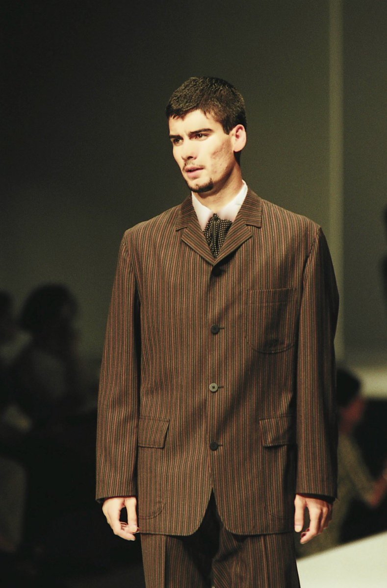Barca_Archive's tweet photo. Pep Guardiola modelling for Antonio Miró, Barcelona, 1993. https://t.co/RinJlNkRIa