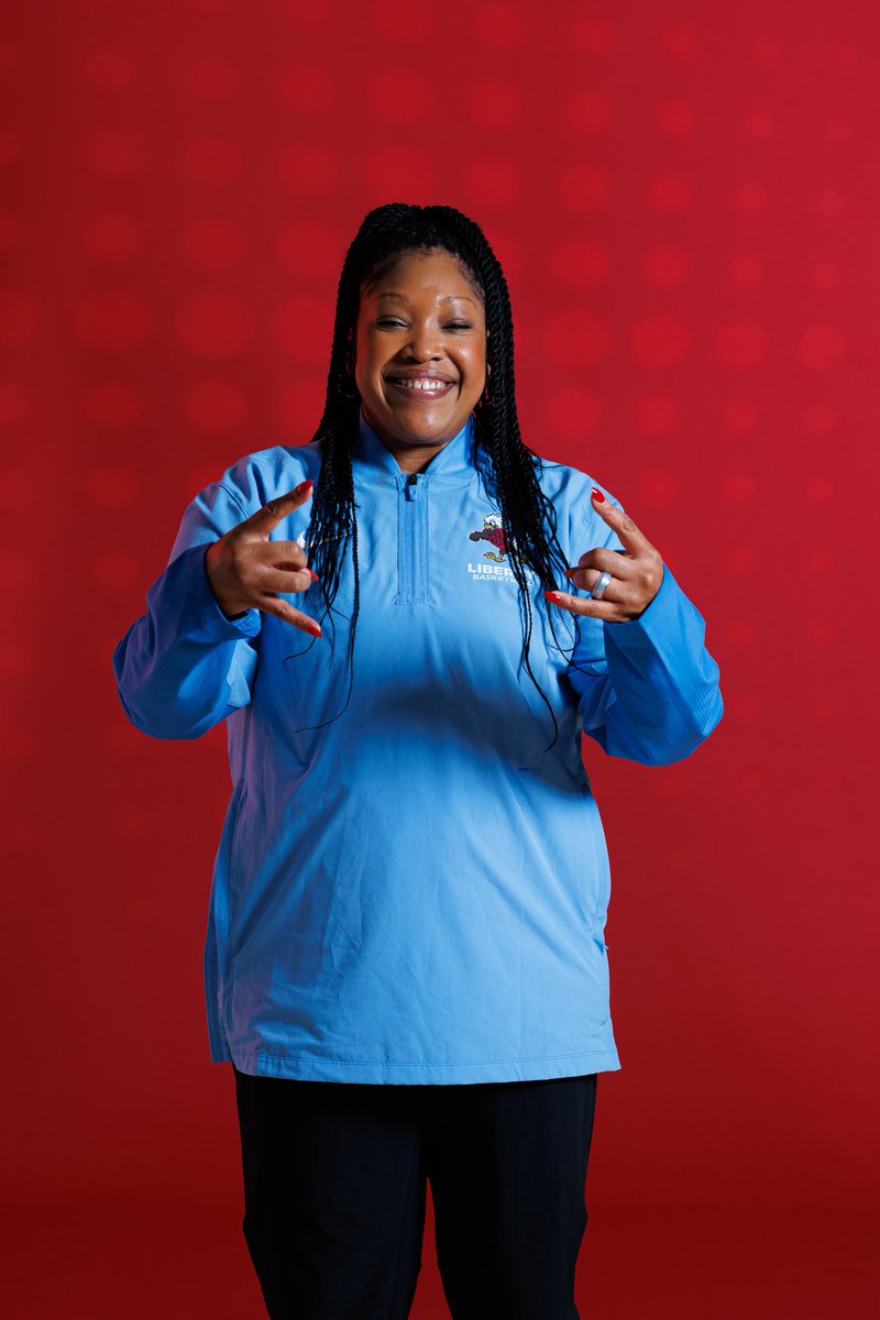 CoachALee's tweet photo. It’s Giving Day, which means yes… I’m asking for money 😂 BUT HEAR ME OUT.

We’re chasing 200 donors today to unlock something pretty special for @LibertyWBB 

Minimum is $10, today it’s about getting people on the board.
🔗 https://t.co/n45LnOWOKV
#LibertyGives https://t.co/PTM5Y8Nvbz