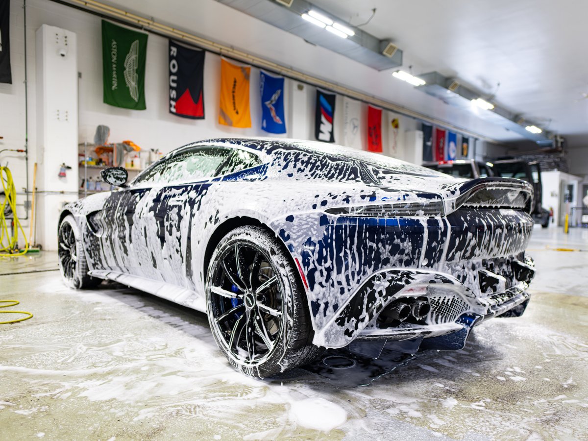 AreteAutoSalon's tweet photo. Full decontamination, wheels-off coating, leather conditioning, and CQUARTZ Skin over this fully PPF-wrapped Aston Martin. Front start to finish, we couldn't stop admiring this one. Get protected at Areté! https://t.co/dE5Zhh16rE
