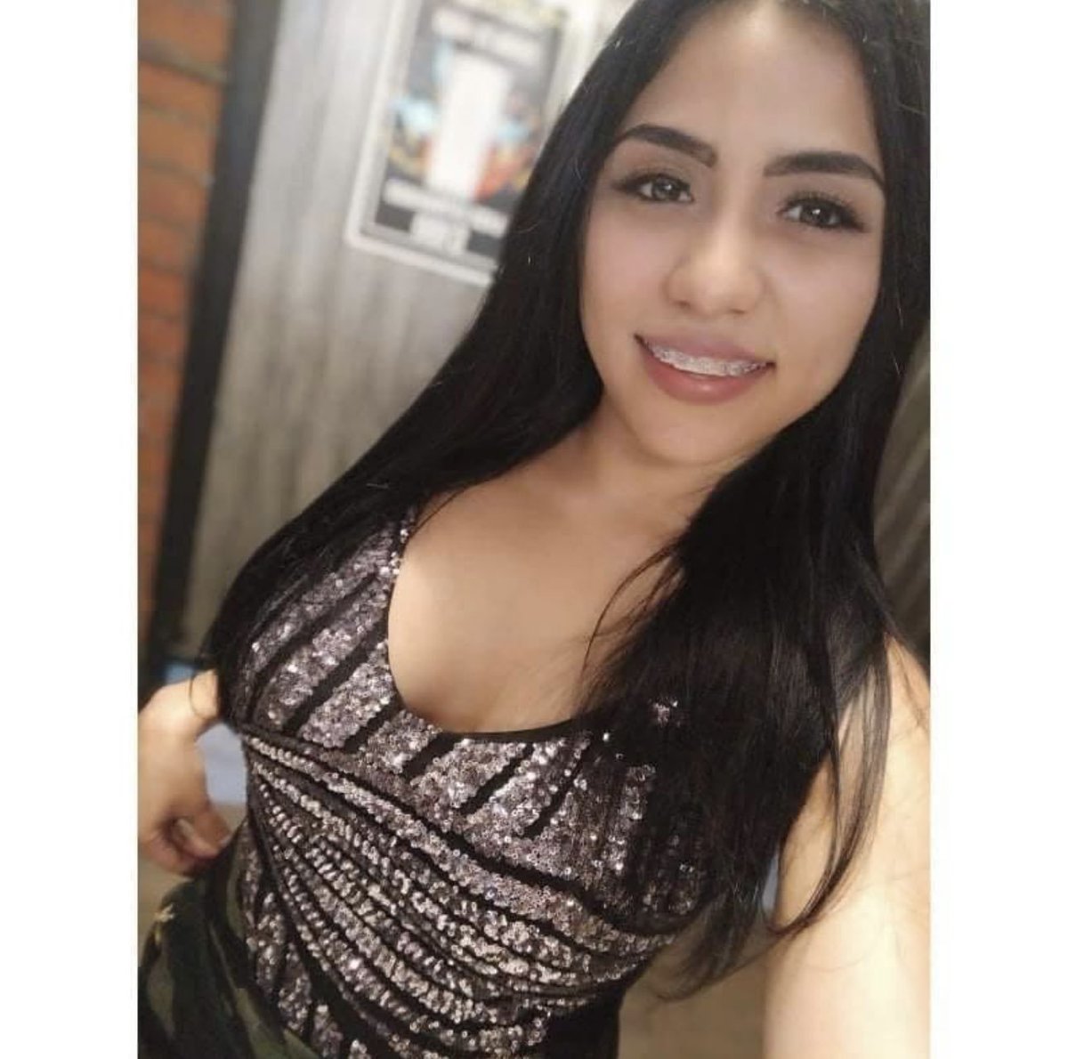 PackMtySur's tweet photo. Buenos días.    Aporte 

Vamos a ver habrá algo de ella.

Es de sur de mty de la Estanzuela me dice el seguidor que le gusta enseñar mucho en redes habrá  pack 👀 pues aquí está el pack algo bien https://t.co/6rYZWfIxpG