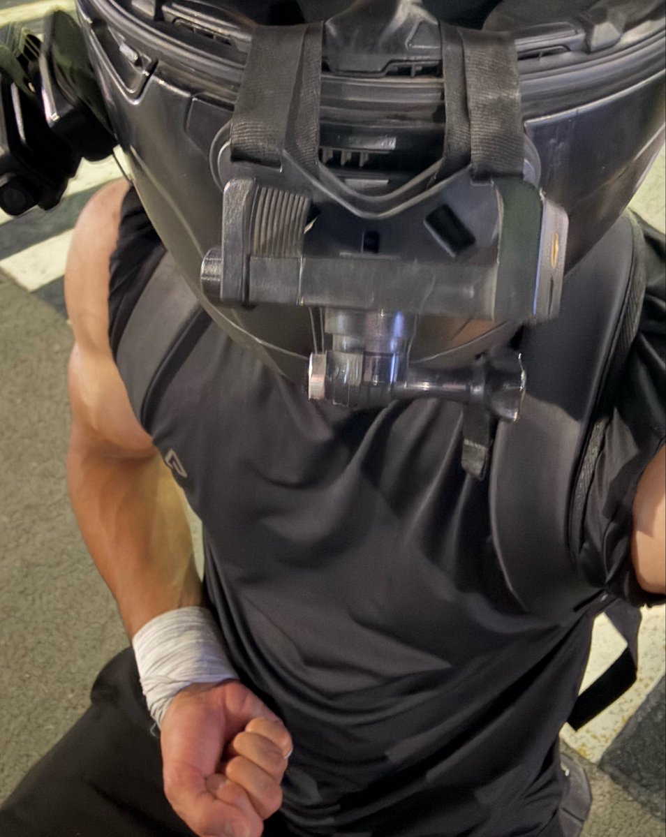 DIIEGOSG88's tweet photo. A quién paso a recoger? 😉🔥 https://t.co/L0O8LCVKjC