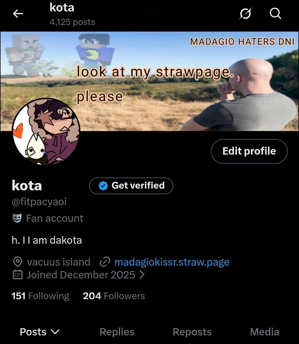 meiteorte's tweet photo. hey guys. idk who made the banner 🙁 But hey! https://t.co/ABpCHvpFkE