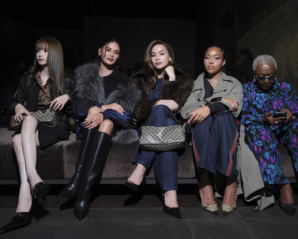gucci's tweet photo. GUESTS  

Brand Ambassador #TianXiWei, #PiaWurtzbachJauncey, #HoNgocHa, @jordynwoods, #BethannHardison, #YT, #amilraja, #FranciscaGomes, #ManuRios, #MarcForné, and #AltonMason at #GucciTheStoreShow. 

#JordynWoods https://t.co/M3BxtUuERi