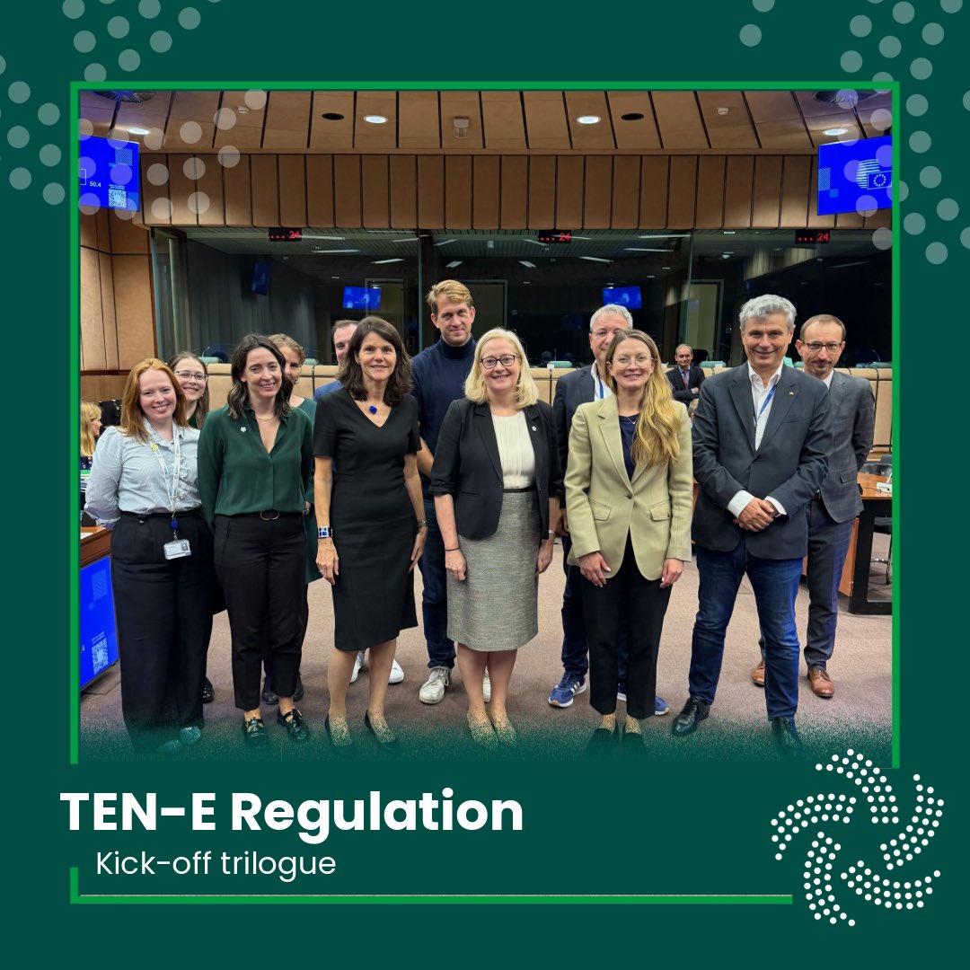 Ireland2026eu's tweet photo. Minister @darraghobrienTD welcomes the opening of negotiations with @Europarl_EN on the TEN-E Regulation, part of the European Grids Package. 

Reaching agreement is a priority in the One Europe, One Market roadmap. https://t.co/y1cj6jNXUh