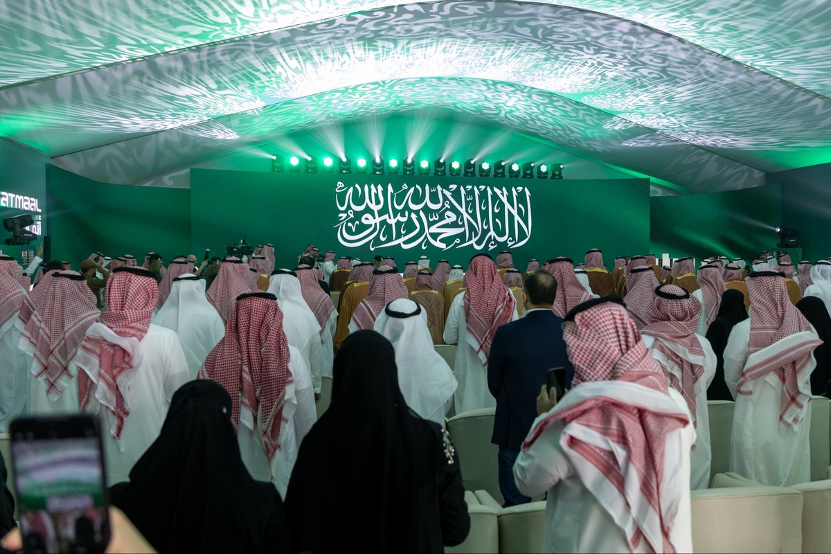 atmaalksa's tweet photo. محطة جديدة في رحلة أتمال بالقصيم

برعاية صاحب السمو الملكي الأمير الدكتور فيصل بن مشعل بن سعود بن عبدالعزيز ال سعود أمير منطقة القصيم، تم تدشين مقر أتمال الجديد في القصيم، امتداداً لرحلة بدأت عام 2022  بأقل من 400 وظيفة، وتجاوزت اليوم 4,000 وظيفة، مع طموح يتجاوز 6,000 وظيفة بحلول 2030.

#أتمال #القصيم