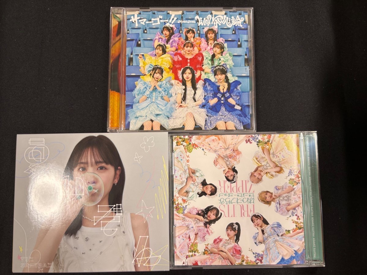 cs_akkiy08's tweet photo. 9月も終わってしまったので9月の購入グッズ等紹介
入手の難しいトレカとか結構手に入って嬉しい！
取引してくれた方々ありがとうございます😊 https://t.co/LUTfBbx4P3
