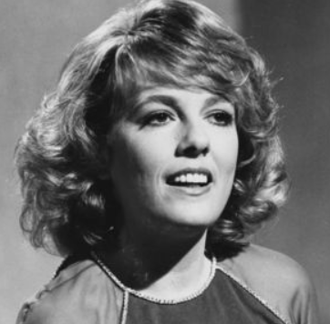 Azjackson's tweet photo. An #Otwituary for #EstherRantzen

Turn down the volume on the froth;
the talking dogs, phallic vegetables,
odd odes and high street vox pops.
Can you hear it? A child, repeating
to themselves a telephone number 
given out by a woman on TV with 
funny teeth, promising to answer. https://t.co/fa0pgvPEMc