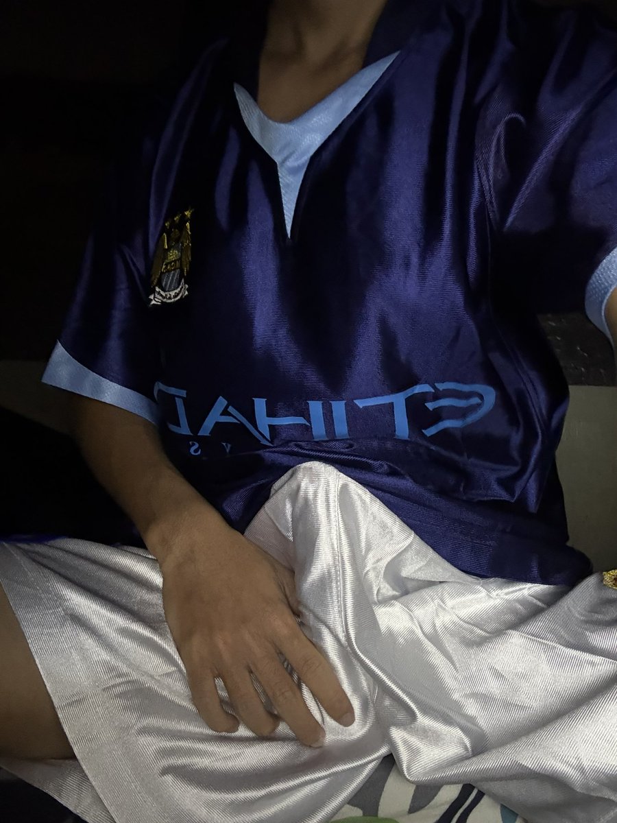 BiMinhBo2's tweet photo. Đêm tới là n^ng 🥵 ai đó giúp tui đii https://t.co/2AUrs5DIGL