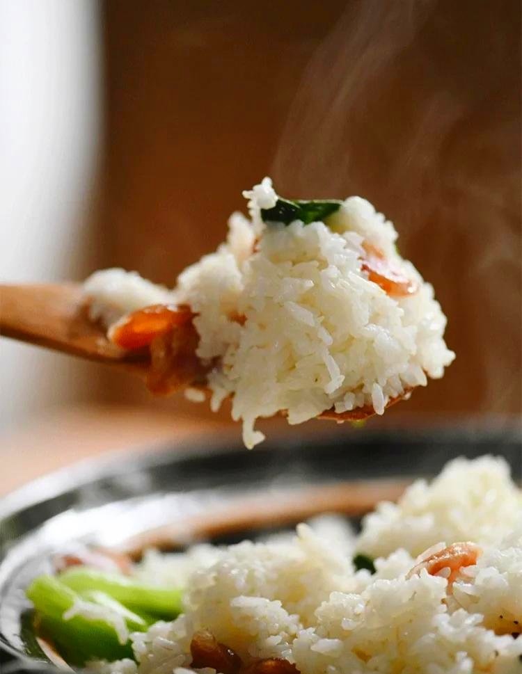 erica_cul34_d5a's tweet photo. [Yummy siu mei, sticky rice u0026 congee for a cozy meal!] https://t.co/CHIF49aTZH