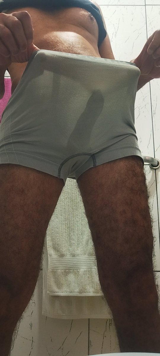Joscfjk's tweet photo. Antes do banho https://t.co/O1MjeIoGxz