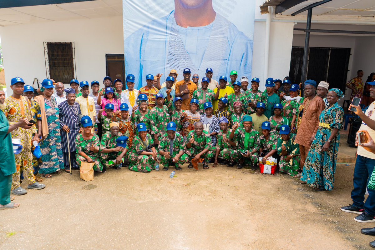 adekanmbi_bimbo's tweet photo. Earlier today, I had a productive engagement with the All Farmers Association of Nigeria (AFAN), Oyo State Chapter.

While the association acknowledged the efforts and achievements of Governor Seyi Makinde’s administration, they also called for continuity and further action on access to land, farm roads, financing, research, support for smallholder farmers, and other areas requiring attention.

I assured them that I will work hand in hand with our local farmers to ensure that agricultural policies and programmes are shaped from the grassroots, reflecting their needs and the realities of farming in Oyo State.

#VoteBimboAdekanmbi2027 #Omituntun3.0 #APM #OyostateGovernor #EjekiBimboSeyi