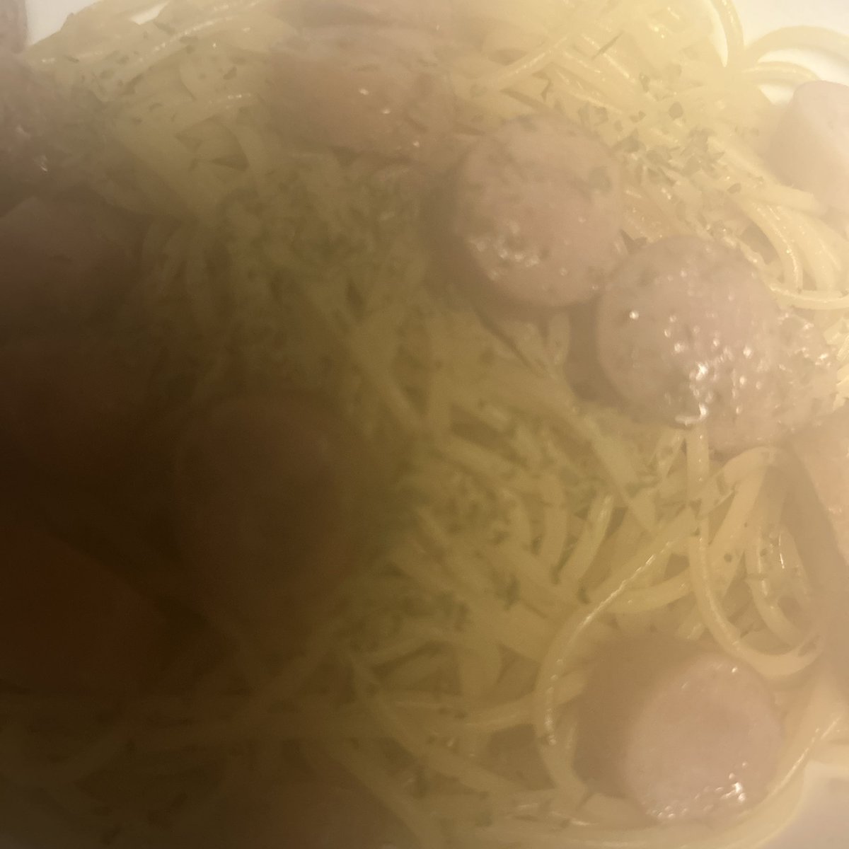 inununuinu's tweet photo. ガーリックバター醤油パスタ
ウインナ入り https://t.co/7KWd6au9cV