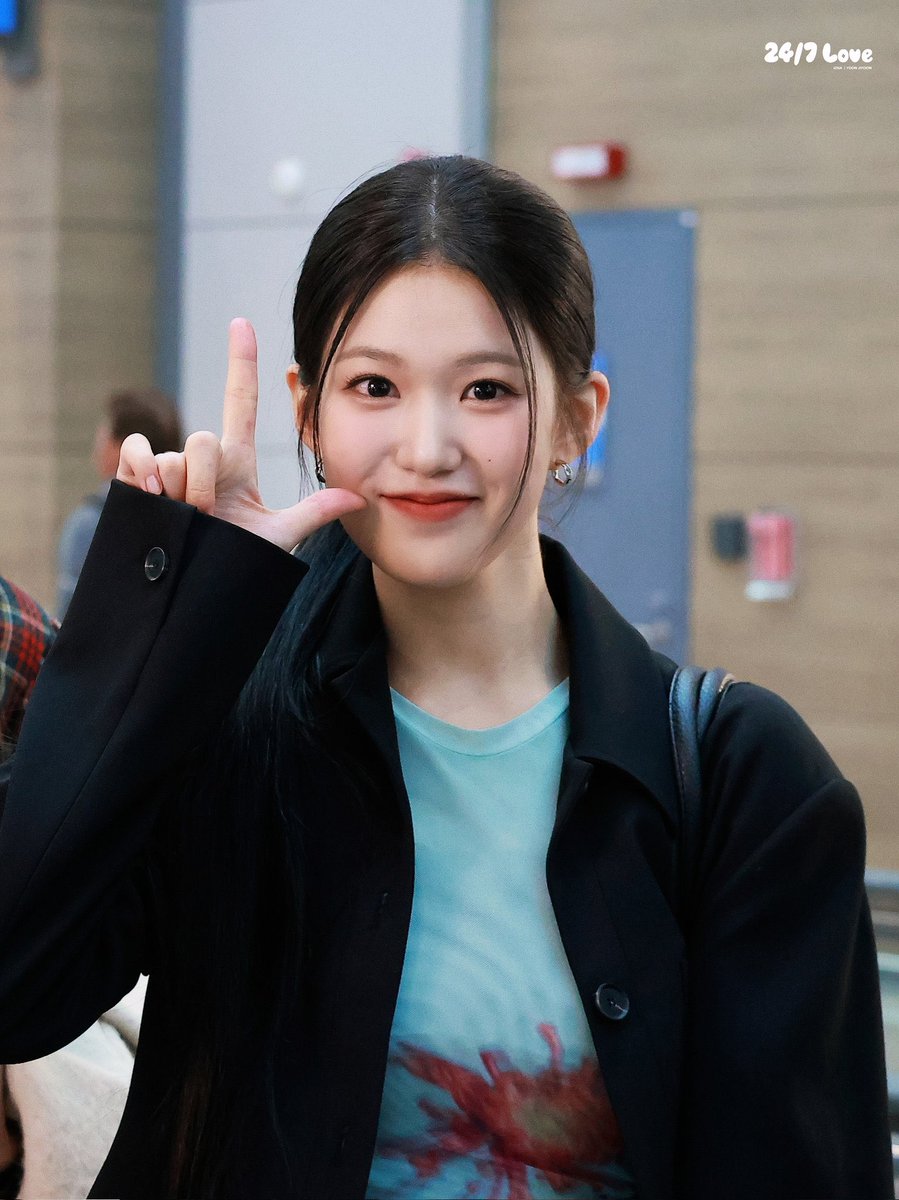 un__happi's tweet photo. #10월도지윤이랑 https://t.co/Qaso356zVo