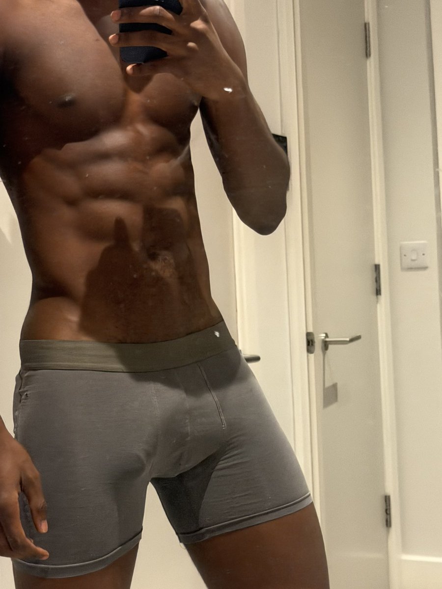 al3xking25's tweet photo. Come follow me on X🔥 I’ve got plenty of hot, cheeky surprises coming your way… don’t miss out 😉 https://t.co/EMKOxsJsxa
