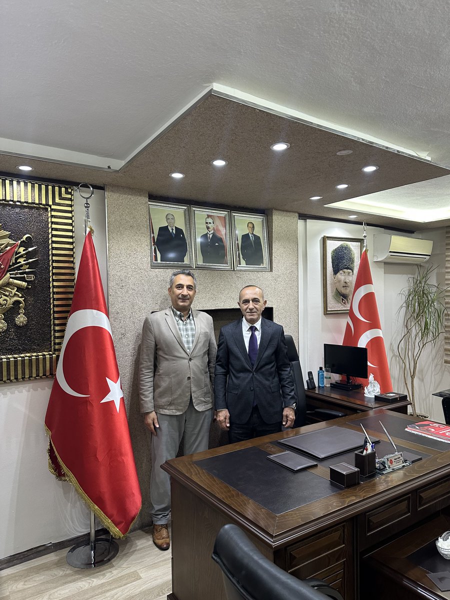 ahmetzen's tweet photo. MHP Gaziosmanpaşa İlçe Başkanlığımızda Gophaber Genel Yayın Yönetmeni Sayın Ali Şükrü Kara’yı misafir ettik. Nazik ziyaretleri ve verimli sohbetleri için Sayın Kara’ya teşekkür ederim. https://t.co/QBLNcHgw4y