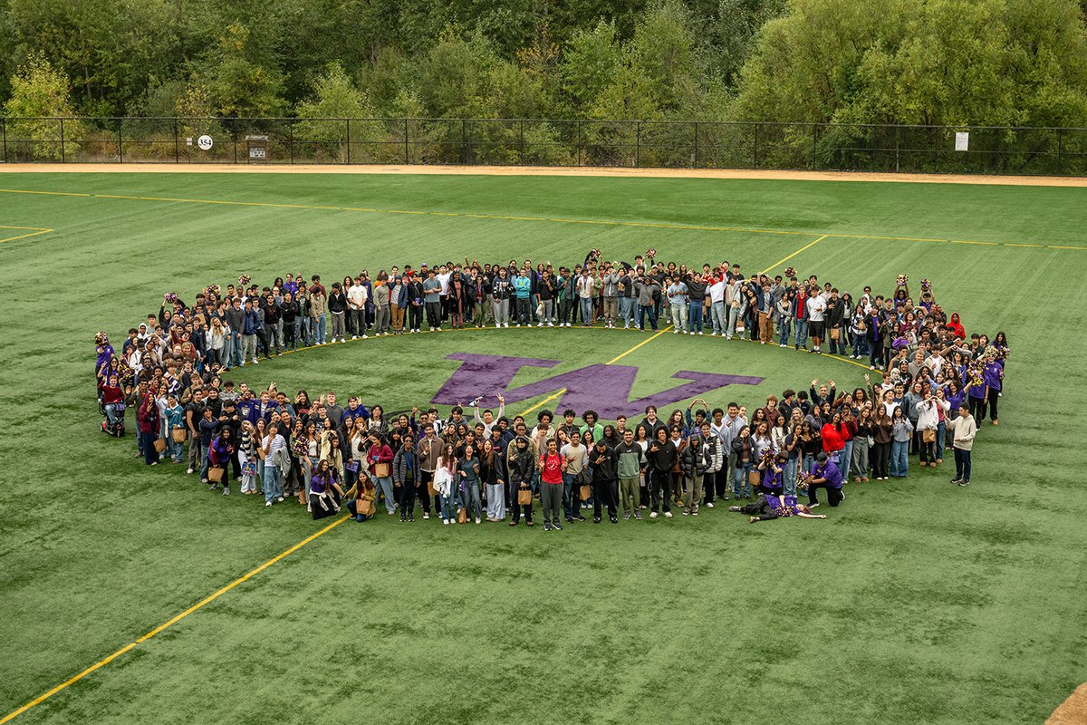 UWBothell's tweet photo. A new academic year starts today at UW Bothell!

Yesterday, we welcomed our newest Huskies at Convocation. Today, classes begin and campus is buzzing again.

Welcome to the 2026-27 academic year, Huskies. We’re glad you’re here. https://t.co/QiDk2H5N1x