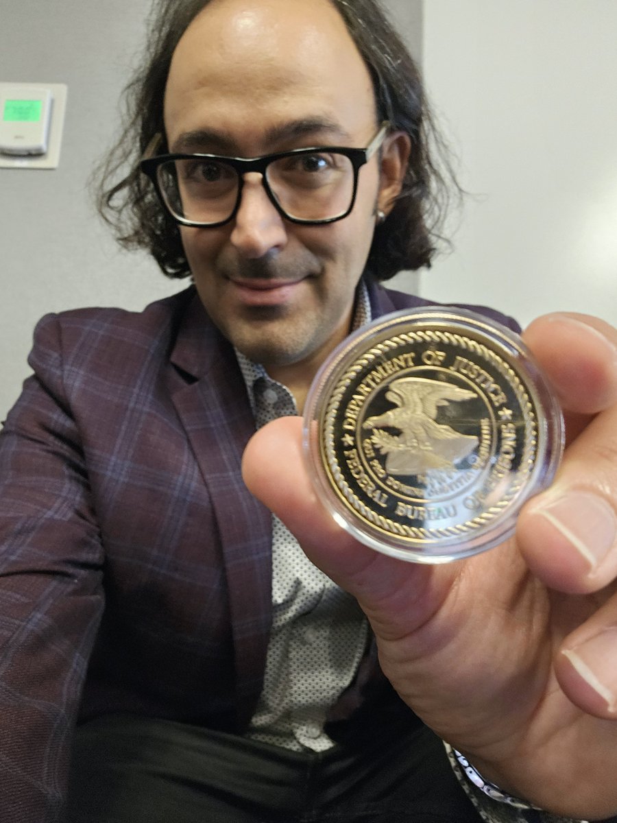 MikeDurzo's tweet photo. The Metropolitan Detention Center of Los Angeles. Some shows really push you outside of your comfort zone and this was definitely one of them.
 
In a room full of wardens, lieutenants and captains, I spoke about how magic can be used in everyday life to misdirect people. https://t.co/9U9EM7mtAn