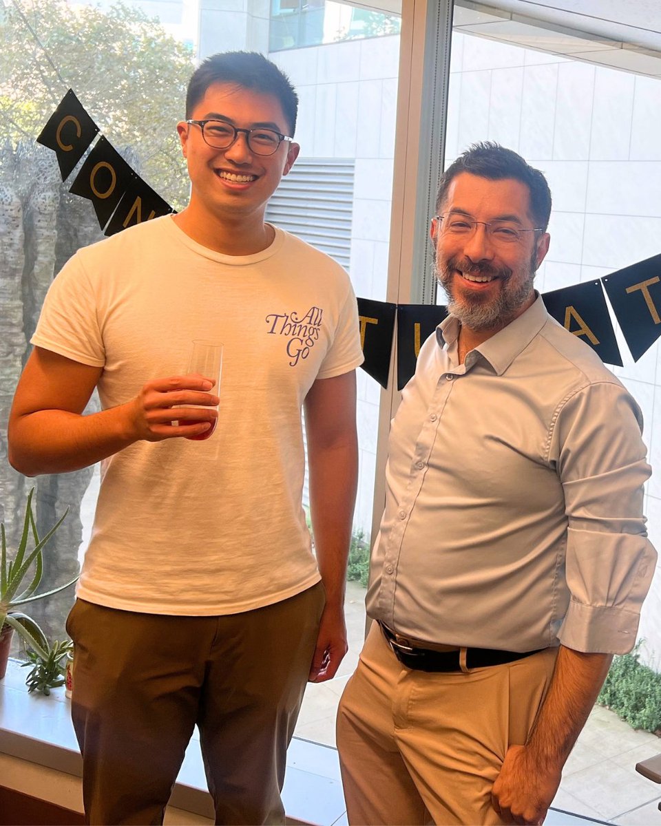 mcgovernmit's tweet photo. Congrats to @Shiwei_MW who defended his doctoral thesis on a new imaging technique that makes nanoscale structures on cell surfaces visible. Developed with @eboyden3, the tech could reveal new targets for treating conditions like Alzheimer's.
@mitbrainandcog @broadinstitute https://t.co/DAEpu5fjQO