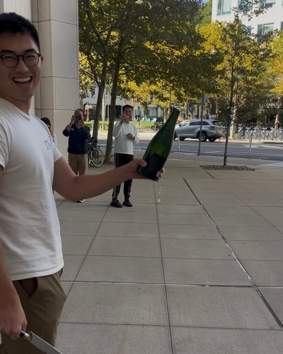 mcgovernmit's tweet photo. Congrats to @Shiwei_MW who defended his doctoral thesis on a new imaging technique that makes nanoscale structures on cell surfaces visible. Developed with @eboyden3, the tech could reveal new targets for treating conditions like Alzheimer's.
@mitbrainandcog @broadinstitute https://t.co/DAEpu5fjQO