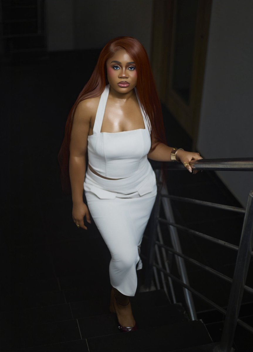 BellsImoh's tweet photo. We had some talking business to meet and Bells showed up looking elegantβ¨.
Hello Berriesπ. How is everyone holding up?
#BBNaija #Bellsimoh https://t.co/blSXN3ARK0