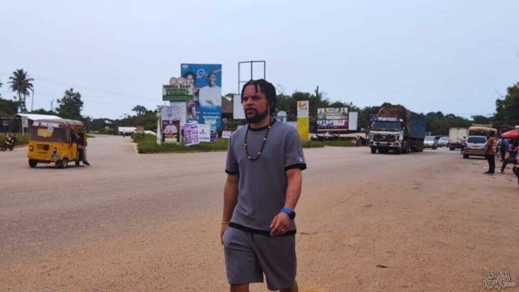 britishhiphop's tweet photo. The Wife - Trademark Blud [Video] 
Midlander Trademark Blud returns with the video for The Wife which is filmed in Ghana. 
#thewife #trademarkblud 
https://t.co/0n38qfglUX https://t.co/60l0DEzrRv
