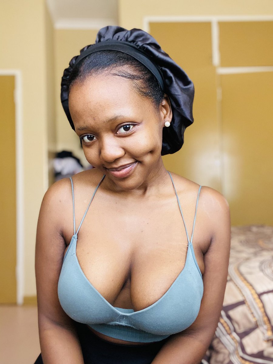 Weyne_west's tweet photo. Hapa adi Atheist atakubali kuwa God exists na Mungu ni fundi😂😂 https://t.co/4YfJFoQyoX