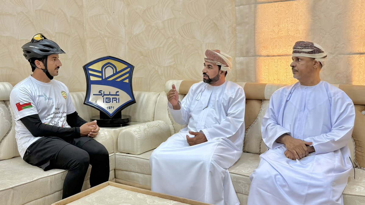ABO_NOOH_'s tweet photo. يطوف خلالها عددًا من محافظات سلطنة عمان لتكون محطته النهائية محافظة ظفار . https://t.co/NjhzLqJpd3