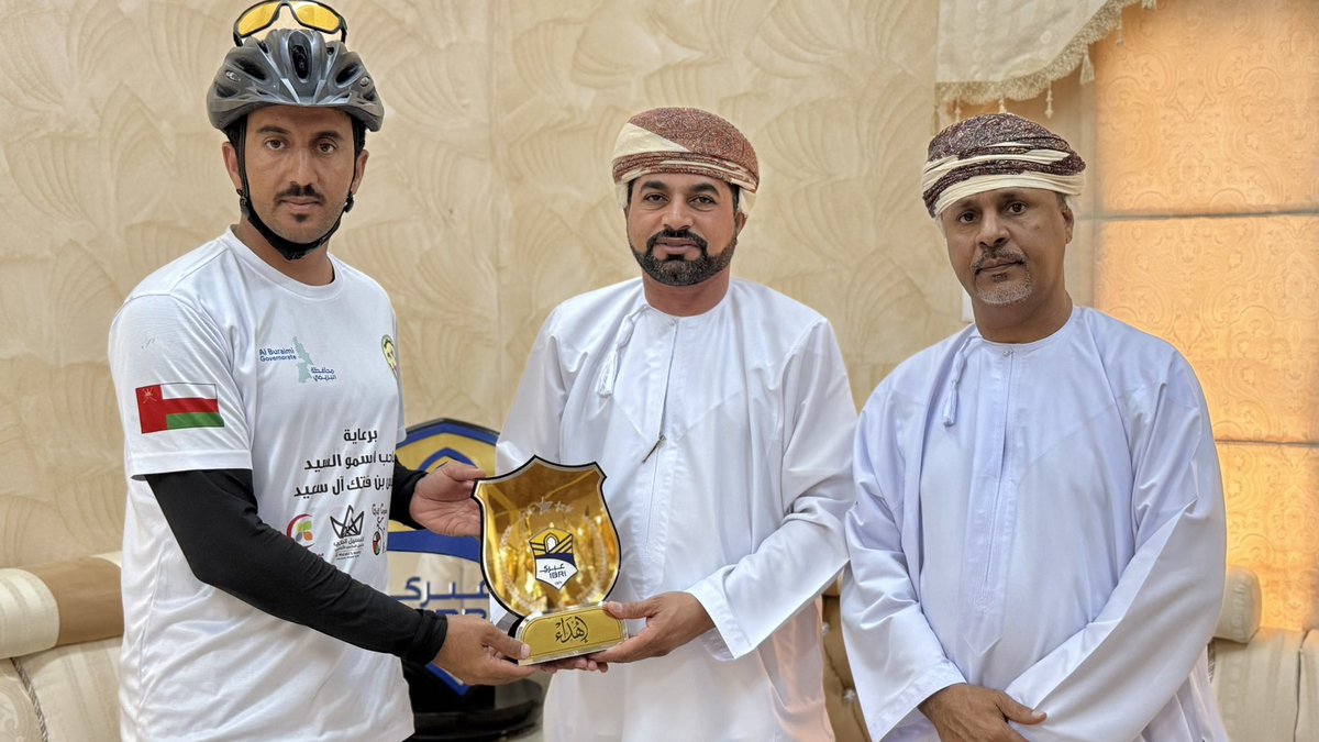 ABO_NOOH_'s tweet photo. يطوف خلالها عددًا من محافظات سلطنة عمان لتكون محطته النهائية محافظة ظفار . https://t.co/NjhzLqJpd3