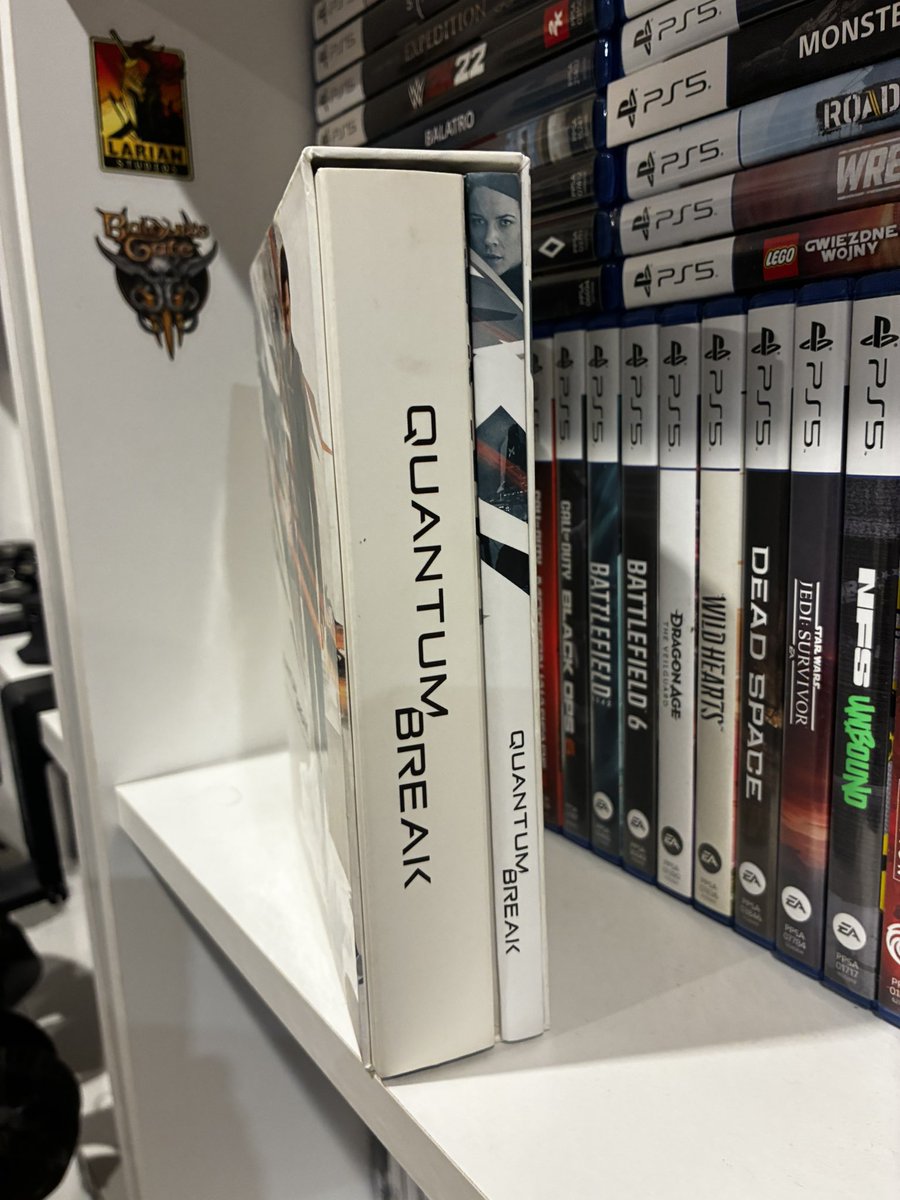 Szachigrasz's tweet photo. Control i Control wszędzie więc trzeba zacząć od podstaw :D wracamy do #quantumbrake zobaczymy czy da się ograć na SD w sumie bo nawet niewiem 🙈.
Kto grał? Jakie są wasze opinie o tym tytule ja pamiętam mi bardzo przypadł do gustu mini serial przeplatany między misjami.
#gaming_news #kolekcja #PC