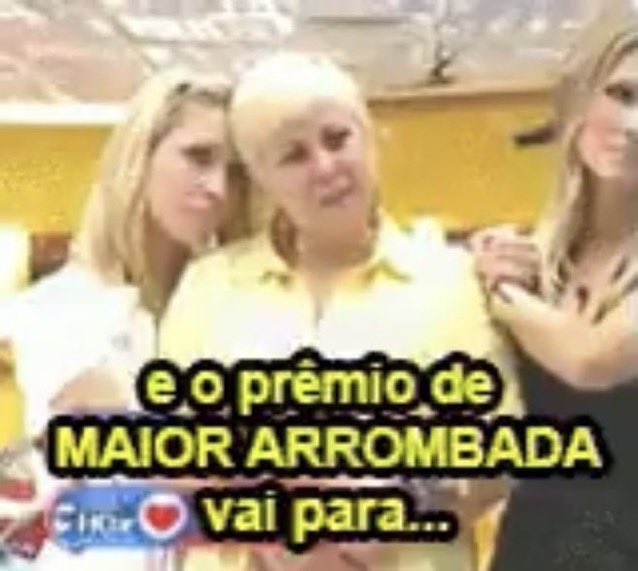 nosvaless's tweet photo. @pauIabrao Quero só ver todo mundo correndo igual louco pra comprar de última hora … (tomara que ela venha mesmo) https://t.co/o3L2lD5rCJ