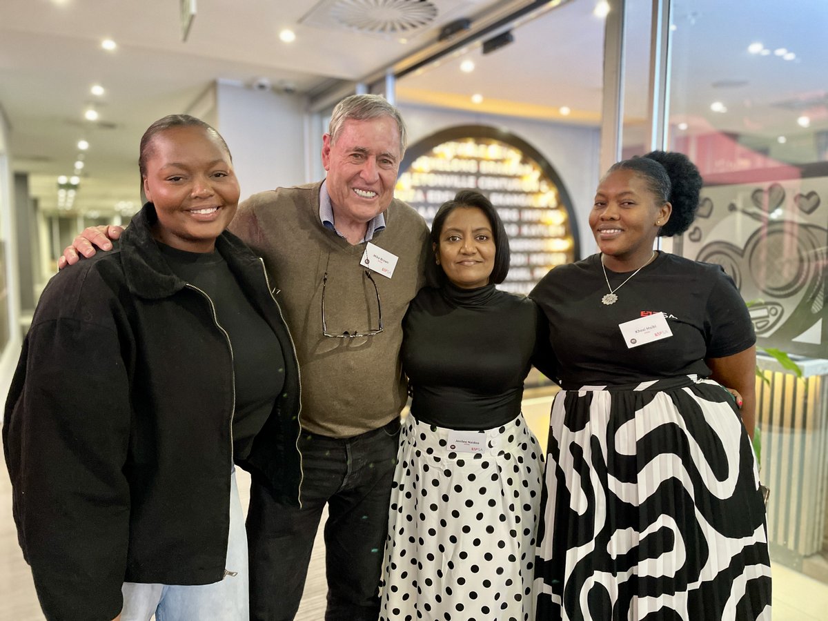 KayaON959's tweet photo. Most people understand the importance of saving and investing, but life, uncertainty, complexity and competing priorities often get in the way.

@gugumfuphi hosts an insightful session with
@ETFSA experts on exploring how to make investing simpler & more accessible:
🎙️ Gareth Stobie
🎙️ Suzan Ramotshabi
🎙️ Wendy Hlatshwayo

Visit https://t.co/ZXxAIKms5I to learn more.

#ExcuseProofInvesting #ETFSA

#KayaBiz

https://t.co/dghEbSgFcD