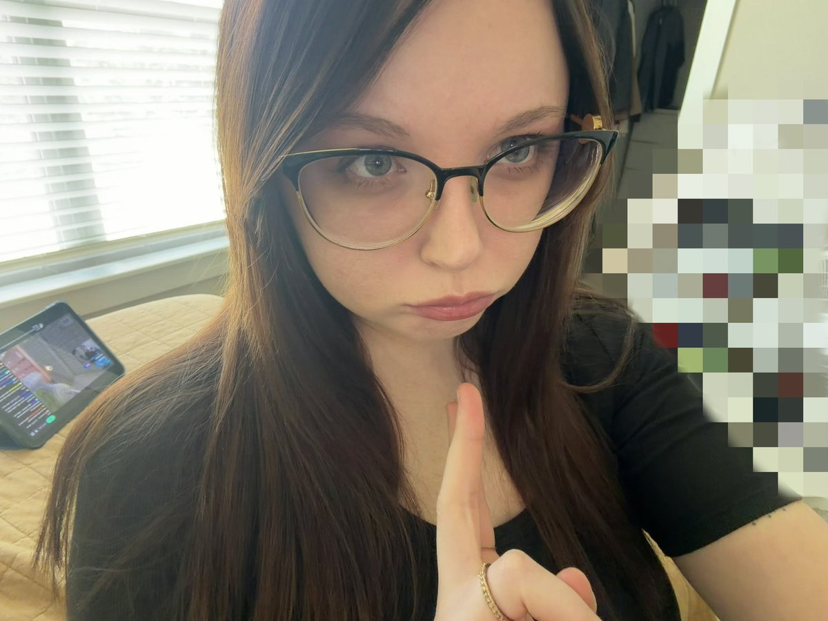 myisoul's tweet photo. looking for friendss + ppl to play games with!!

24 | she/her | NA . ݁⋆˙⟡ ˖
☆ valorant, fortnite, rivals, mc, etc

-no minors plz! 

#rivals #valtwt #promotwt #gamingtwt https://t.co/VwSTMwj32w