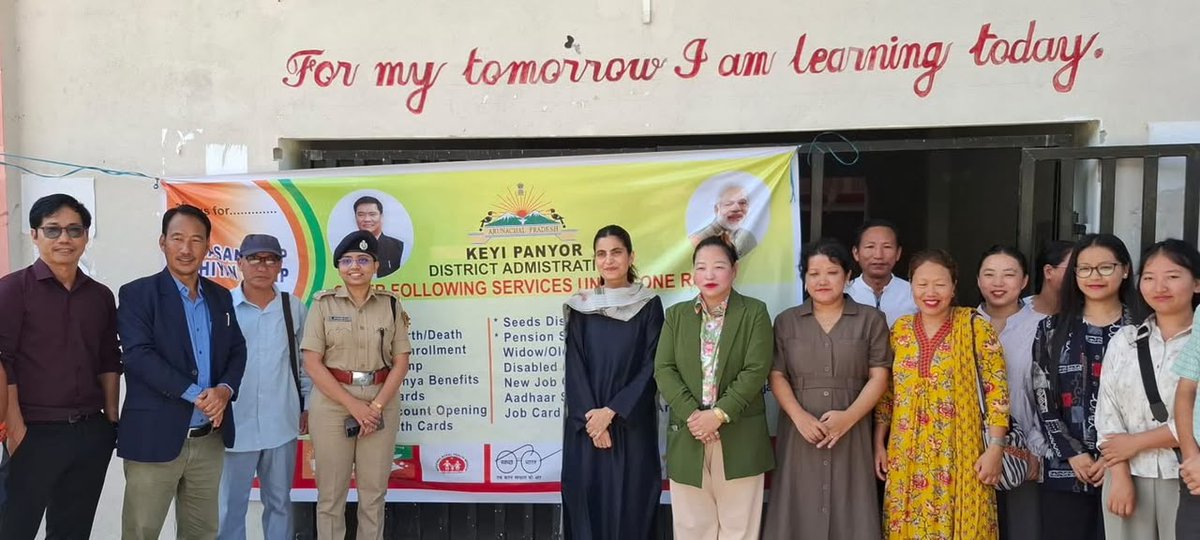 DCKP2024's tweet photo. Keyi Panyor District Administration held a Seva Sankalp Abhiyan Camp at Pitapool, Yazali, bringing government services and welfare schemes closer to rural communities. Around 1,000 people benefited from the camp. #KeyiPanyor #SevaSankalpAbhiyan https://t.co/vRvWRlXEVF